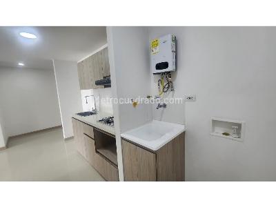 Apartamento de 2 alcobas en venta en Aves Maria, Sabaneta, 61 m² · foto 2 de 18