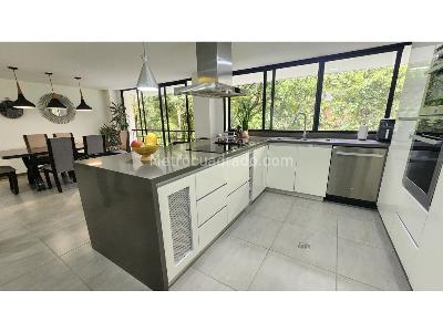 Casa de 4 alcobas en venta en Aves Maria, Sabaneta, 436 m² · foto 14 de 20