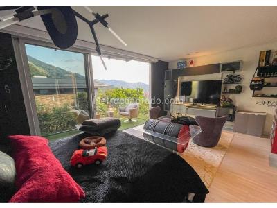 Casa de 4 alcobas en venta en Las Palmas, Medellín, 1750 m² · foto 16 de 19