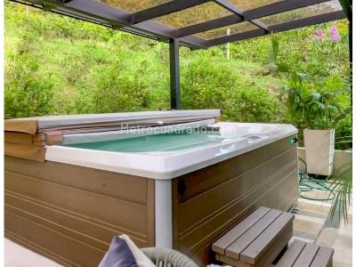 Casa de 4 alcobas en venta en Las Palmas, Medellín, 1750 m² · foto 17 de 19