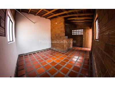 Casa de 2 alcobas en venta en Prado Centro, Medellín, 86 m² · foto 13 de 15