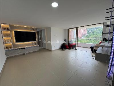 Apartamento en venta en Alto De Las Flores, Sabaneta · foto 2 de 20