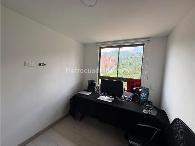 Apartamento en venta en Alto De Las Flores, Sabaneta · foto 13 de 20