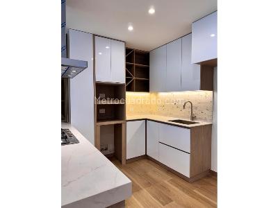 Casa de 4 alcobas en venta en Barro Blanco, Rionegro, 253 m² · foto 4 de 20