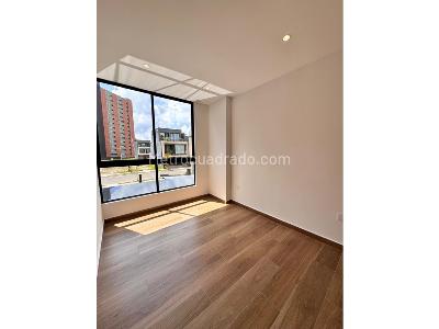 Casa de 4 alcobas en venta en Barro Blanco, Rionegro, 253 m² · foto 9 de 20