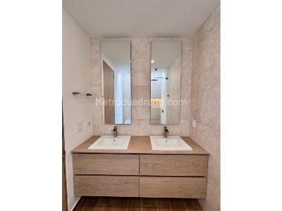 Casa de 4 alcobas en venta en Barro Blanco, Rionegro, 253 m² · foto 10 de 20