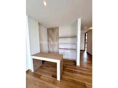 Casa de 4 alcobas en venta en Barro Blanco, Rionegro, 253 m² · foto 14 de 20