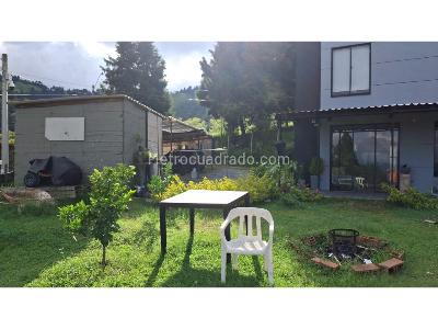 Casa de 5 alcobas en venta en San Cristobal, Medellín, 1200 m² · foto 2 de 18