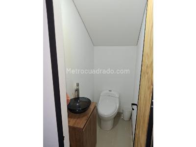 Casa de 5 alcobas en venta en San Cristobal, Medellín, 1200 m² · foto 13 de 18