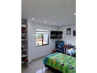 Casa de 5 alcobas en venta en San Cristobal, Medellín, 1200 m² · foto 17 de 18