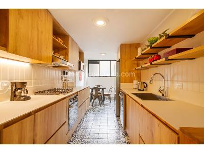 Apartamento de 4 alcobas en venta en Los Colores, Medellín, 146 m² · foto 7 de 20