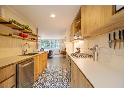 Apartamento de 4 alcobas en venta en Los Colores, Medellín, 146 m² · foto 8 de 20