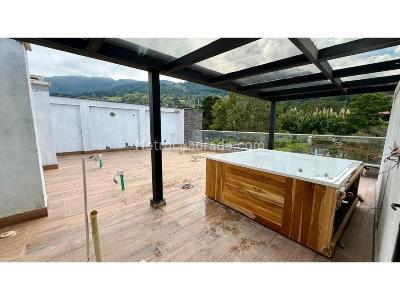 Apartamento en venta en Loma Del Escobero, Envigado · foto 13 de 14