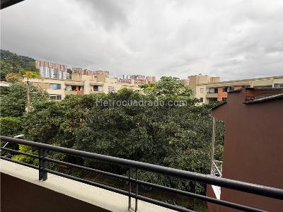 Apartamento de 3 alcobas en venta en El Trianon, Envigado, 120 m² · foto 4 de 20