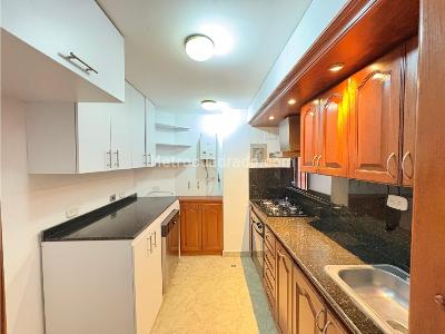 Apartamento de 3 alcobas en venta en El Trianon, Envigado, 120 m² · foto 6 de 20