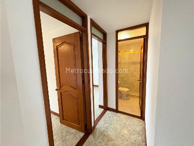 Apartamento de 3 alcobas en venta en El Trianon, Envigado, 120 m² · foto 9 de 20