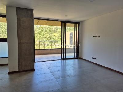 Apartamento de 2 alcobas en venta en Las Palmas, Medellín, 144 m² · foto 2 de 17