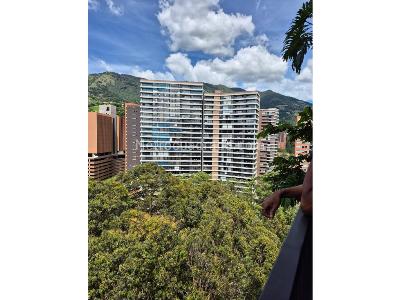 Apartamento de 2 alcobas en venta en Las Palmas, Medellín, 144 m² · foto 6 de 17
