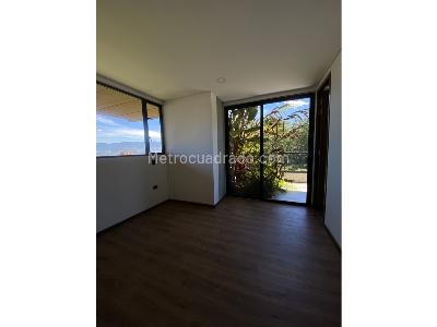 Apartamento de 3 alcobas en venta en Las Palmas, Medellín, 135 m² · foto 6 de 15