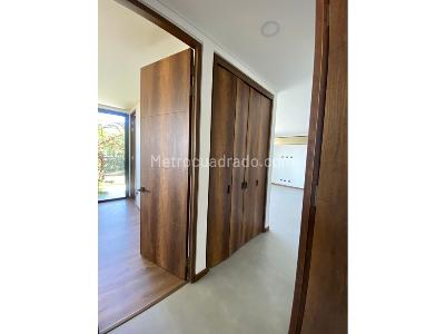 Apartamento de 3 alcobas en venta en Las Palmas, Medellín, 135 m² · foto 9 de 15