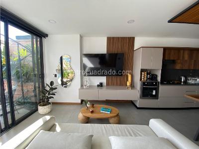 Apartamento de 2 alcobas en venta en Las Palmas, Medellín, 87 m² · foto 2 de 14