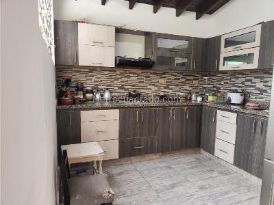 Apartamento en venta en Santa Fe, Medellín · foto 8 de 18