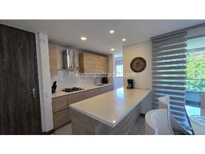 Apartamento de 3 alcobas en venta en Poblado Milla De Oro, Medellín, 130 m² · foto 7 de 20