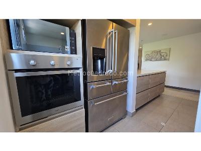 Apartamento de 3 alcobas en venta en Poblado Milla De Oro, Medellín, 130 m² · foto 10 de 20