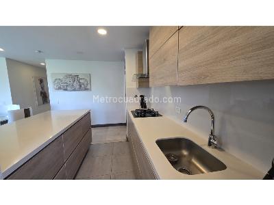 Apartamento de 3 alcobas en venta en Poblado Milla De Oro, Medellín, 130 m² · foto 11 de 20