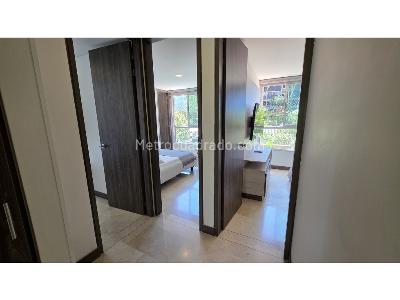 Apartamento de 3 alcobas en venta en Poblado Milla De Oro, Medellín, 130 m² · foto 16 de 20