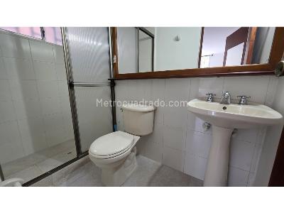 Apartamento de 3 alcobas en venta en Poblado Milla De Oro, Medellín, 80 m² · foto 18 de 20