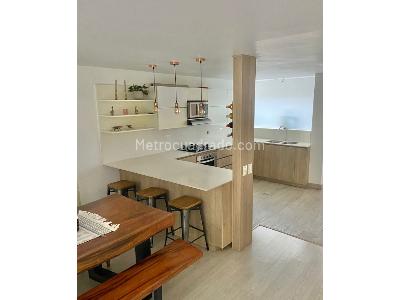 Casa de 4 alcobas en venta en Poblado Los Balsos, Medellín, 337 m² · foto 2 de 8