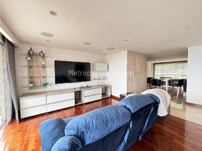 Apartamento de 3 alcobas en venta en Poblado Alto, Medellín, 227 m² · foto 6 de 20