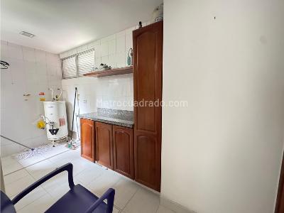 Apartamento de 3 alcobas en venta en Poblado Alto, Medellín, 227 m² · foto 11 de 20