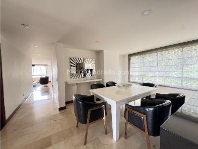 Apartamento de 3 alcobas en venta en Poblado Alto, Medellín, 227 m² · foto 12 de 20