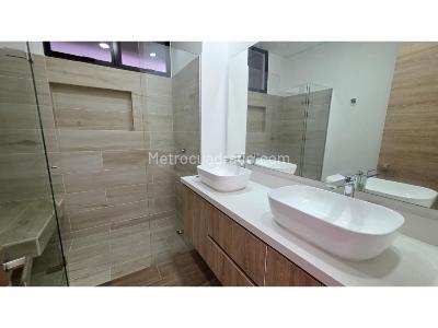 Apartamento de 3 alcobas en venta en Loma Del Escobero, Envigado, 110 m² · foto 18 de 20