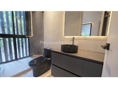 Apartamento de 2 alcobas en venta en Poblado El Campestre, Medellín, 240 m² · foto 18 de 20