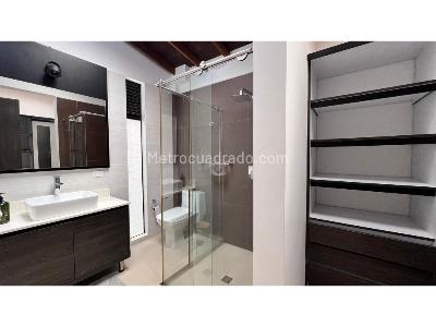 Casa de 3 alcobas en venta en Los Balsos, Medellín, 1800 m² · foto 19 de 20