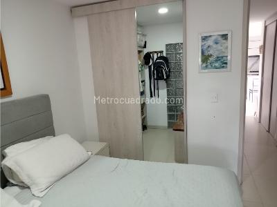 Apartamento de 2 alcobas en venta en Asdesillas, Sabaneta, 78 m² · foto 15 de 20