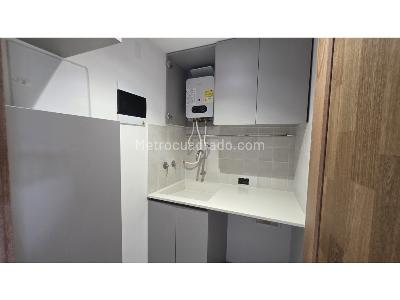 Apartamento de 2 alcobas en venta en Av Las Vegas, Sabaneta, 65 m² · foto 3 de 19