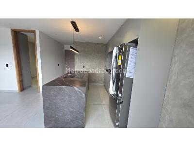Apartamento de 2 alcobas en venta en Av Las Vegas, Sabaneta, 65 m² · foto 7 de 19