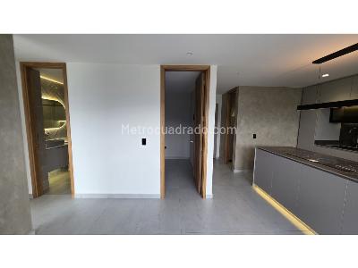 Apartamento de 2 alcobas en venta en Av Las Vegas, Sabaneta, 65 m² · foto 8 de 19