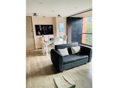 Apartamento en venta en Altos Del Poblado, Medellín · foto 8 de 11