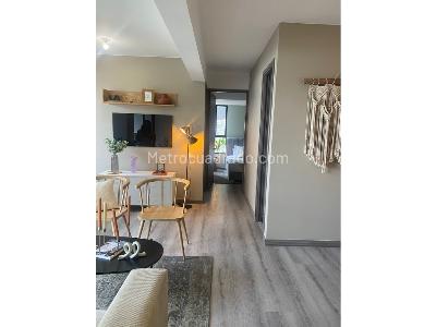Apartamento de 2 alcobas en venta en El Poblado, Medellín, 65 m² · foto 2 de 7