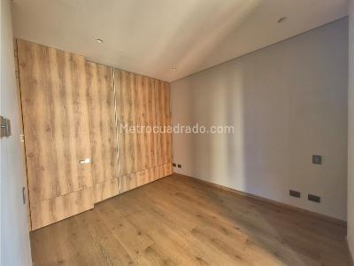 Apartamento en venta en Castropol, Medellín · foto 8 de 16