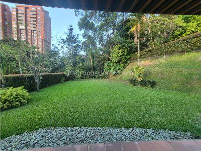 Casa de 4 alcobas en venta en La Calera, Medellín, 878 m² · foto 3 de 20