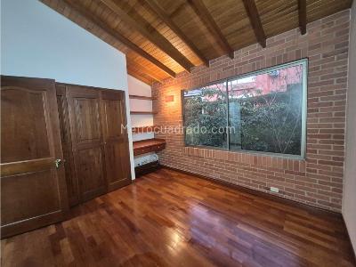 Casa de 4 alcobas en venta en La Calera, Medellín, 878 m² · foto 13 de 20