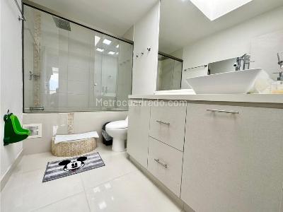 Apartamento en venta en Milla De Oro, Medellín · foto 12 de 13