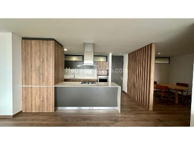 Apartamento en venta en El Poblado, Medellín · foto 6 de 15