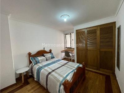 Apartamento de 3 alcobas en venta en Laureles, Medellín, 141 m² · foto 14 de 18
